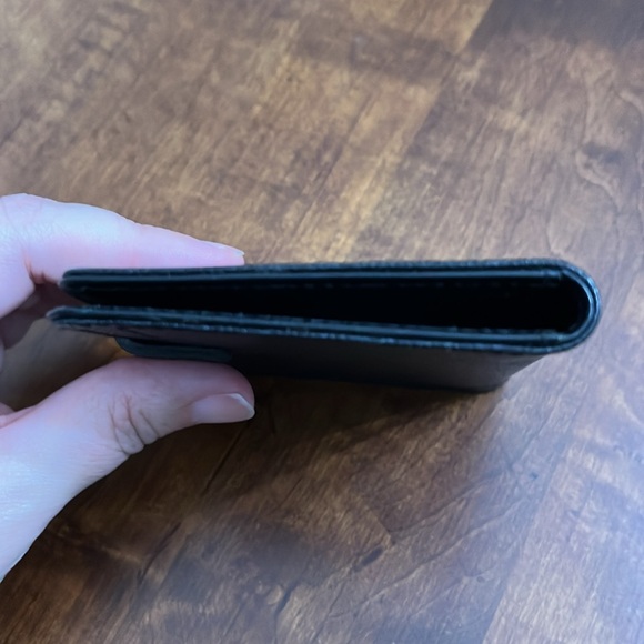 Coach Signature Embossed Leather black Vintage Bifold Wallet with dust bag - Picture 6 of 13